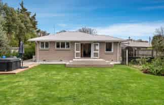 74 Dover Street, Saint Albans
