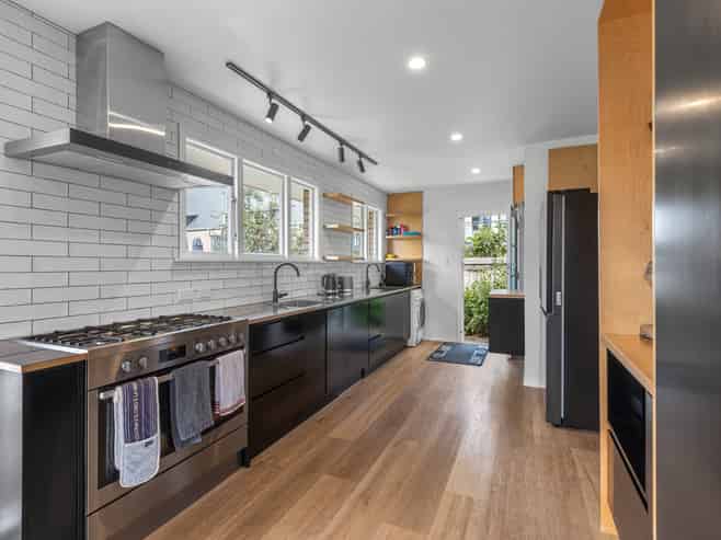 74 Dover Street, Saint Albans