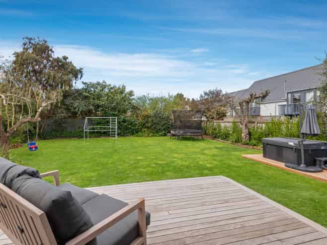 74 Dover Street, Saint Albans