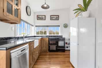 43 Colombo Road, Waiuku