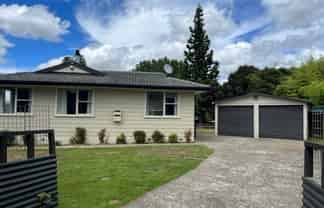 12 Beryl Place, Pukehangi