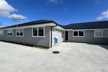 3/57 Dundas Road, Sanson