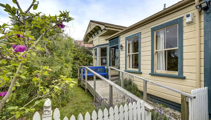 69 Wellesley Road, Napier South