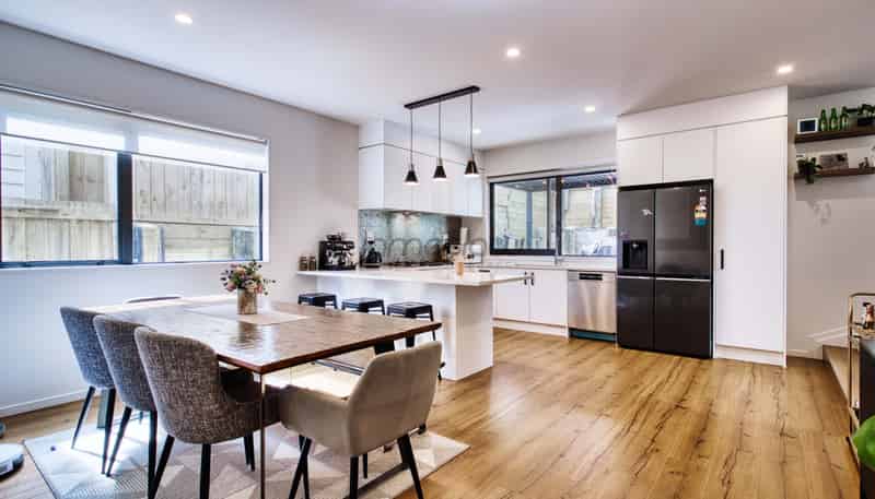 17 Ta Moko Drive, Gulf Harbour
