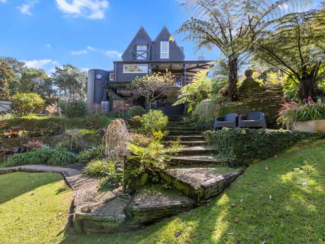 26 Mayfair Place, Westown