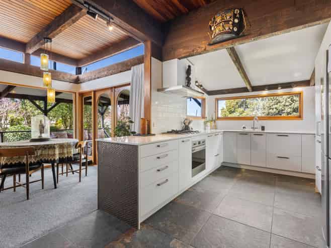 26 Mayfair Place, Westown