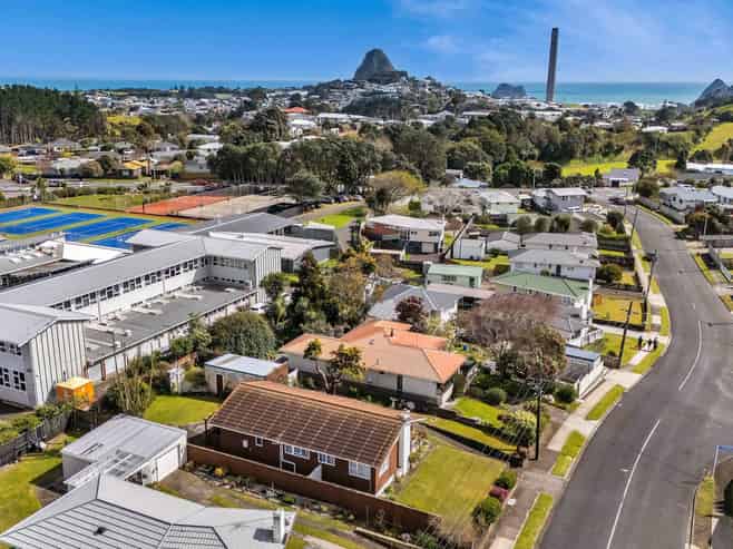 18 Belair Avenue, Blagdon