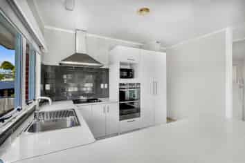 35 Hinton Avenue, Forest Lake