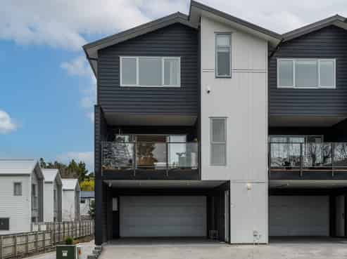 3/14 Hammond Street, Hamilton Central