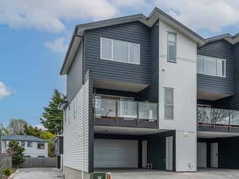 3/14 Hammond Street, Hamilton Central