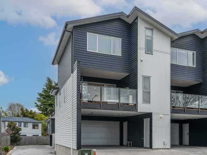 3/14 Hammond Street, Hamilton Central