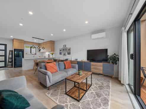 5/11 Karamu Street, Te Atatu Peninsula