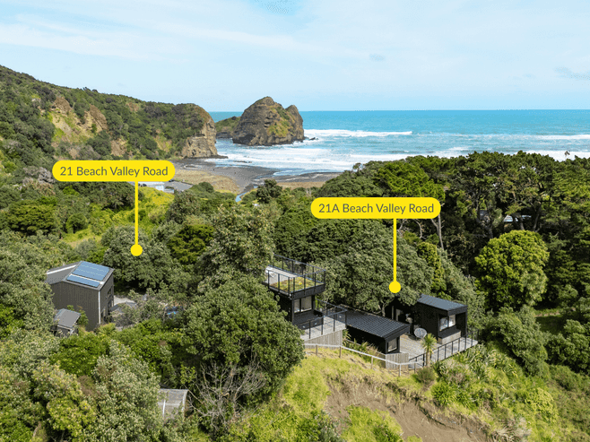 21 & 21a Beach Valley Road, Piha