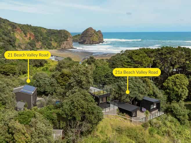 21 & 21a Beach Valley Road, Piha