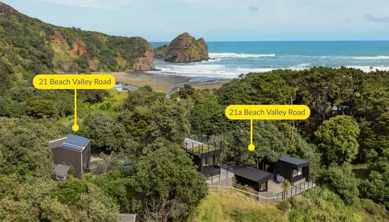 21 & 21a Beach Valley Road, Piha