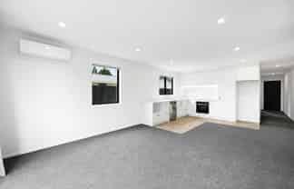 11 Fable Way, Leamington