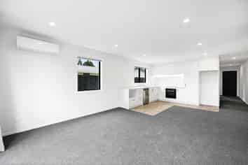 6 Fable Way, Leamington