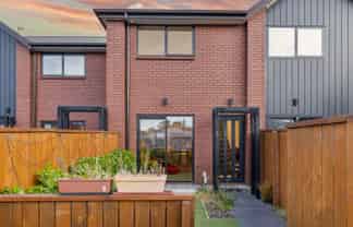 3/66 Longfellow Street, Sydenham