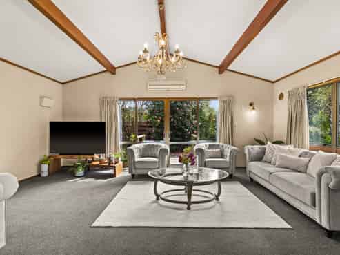 210 Frimley Road, Frimley