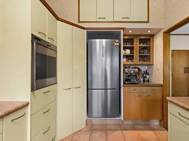 210 Frimley Road, Frimley