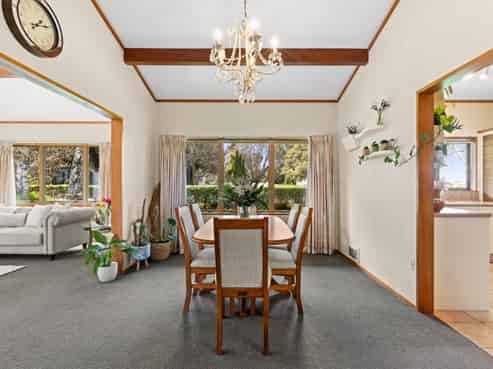 210 Frimley Road, Frimley