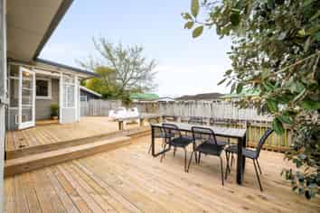 5A Richan Street, Glenview