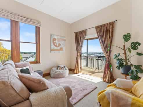 32 Hipango Terrace, Durie Hill