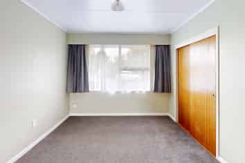 42 Kimberley Grove, Westbrook