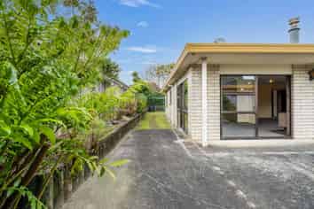 2/12 Penrhyn Place, Mount Maunganui