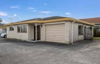 2/12 Penrhyn Place, Mount Maunganui