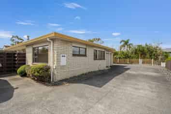 2/12 Penrhyn Place, Mount Maunganui
