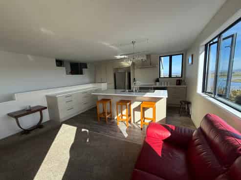 9 & 9A Arthur Terrace, Balclutha