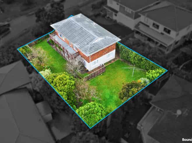2 Kingussie Place, Highland Park