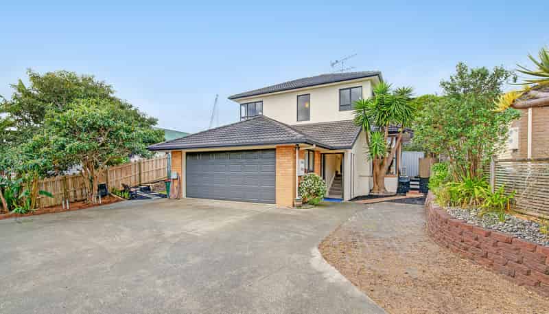 26 Black Teal Close, Unsworth Heights