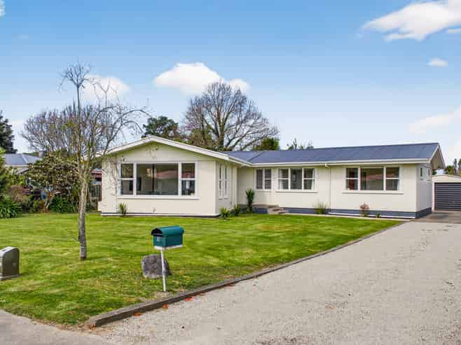 16  SEYMOUR ROAD, Inner Kaiti