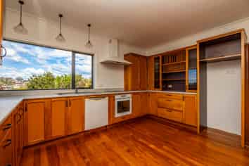 10 Kent Street, Marchwiel