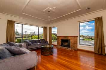 10 Kent Street, Marchwiel