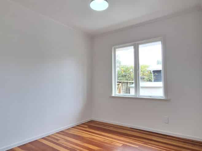 5 Middlesex Road, Waterview