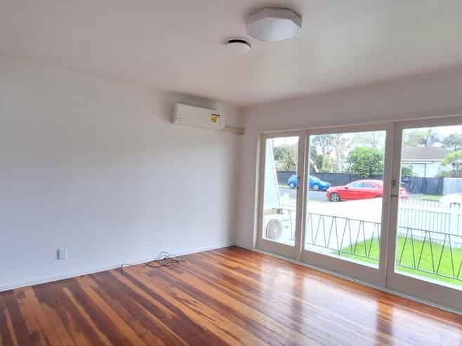 5 Middlesex Road, Waterview
