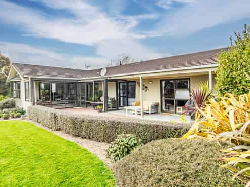 829 Landsborough Road, Claremont