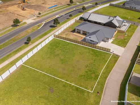 8 Norma Way, Whitianga