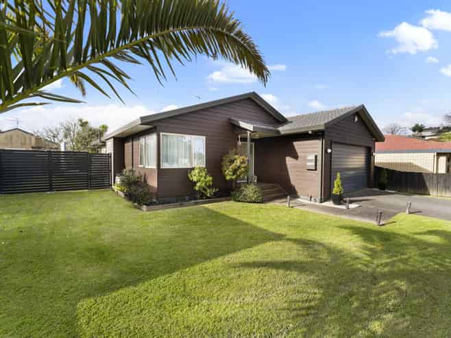 75 Kamara Road, Glen Eden