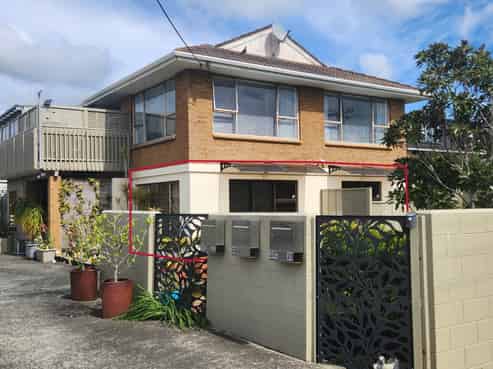 Tidy Orewa office - available now