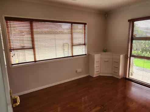 Tidy Orewa office - available now