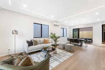 Lot 1-4/23 Bradbury Road, Botany Downs