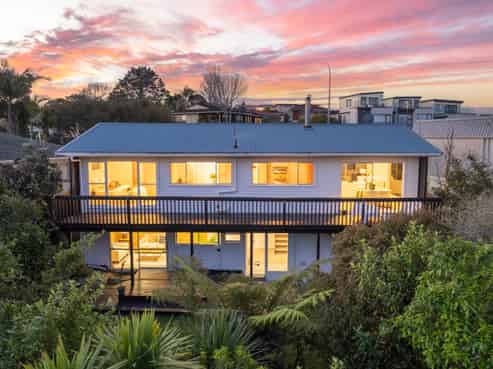 16 Glamorgan Drive, Torbay