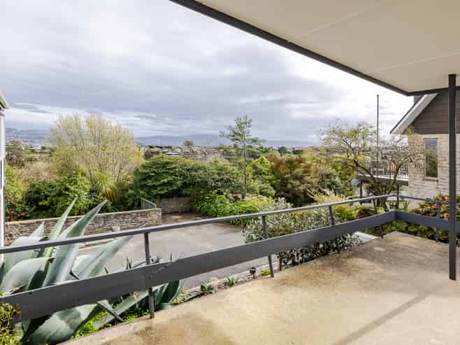 33 Elliffe Place, Shiel Hill