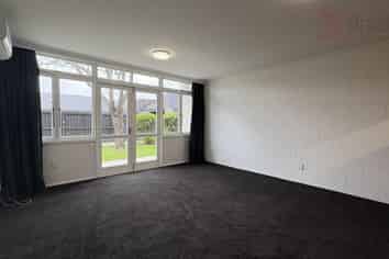 8-1054 Colombo Street, Saint Albans