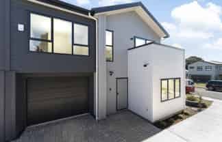 14C River Road, Te Atatu Peninsula