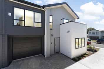 14C River Road, Te Atatu Peninsula